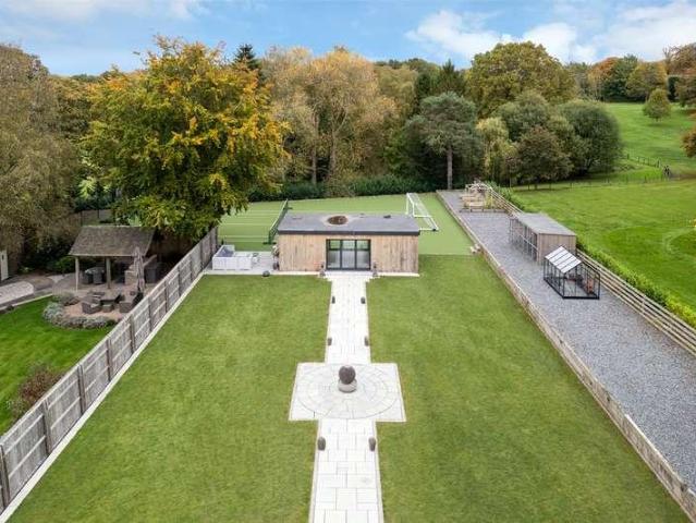House for sale in Market Bosworth, Hinckley and Bosworth