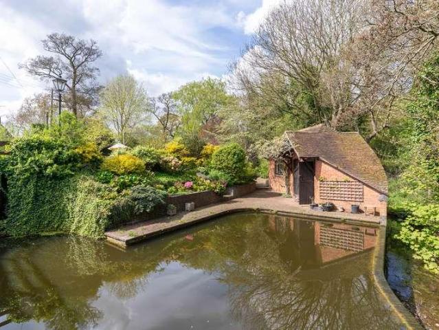 House for sale in Rowney Green, Bromsgrove