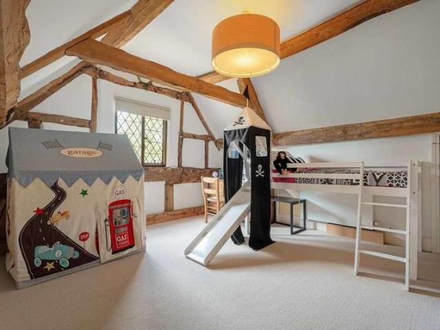 House for sale in Hanbury, Crookhill
