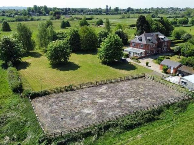 House for sale in Purton, Wiltshire