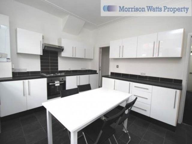Room for rent in Burley, West Yorkshire