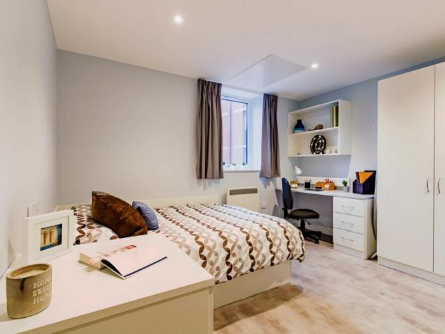 Studio for rent in Mount Wise