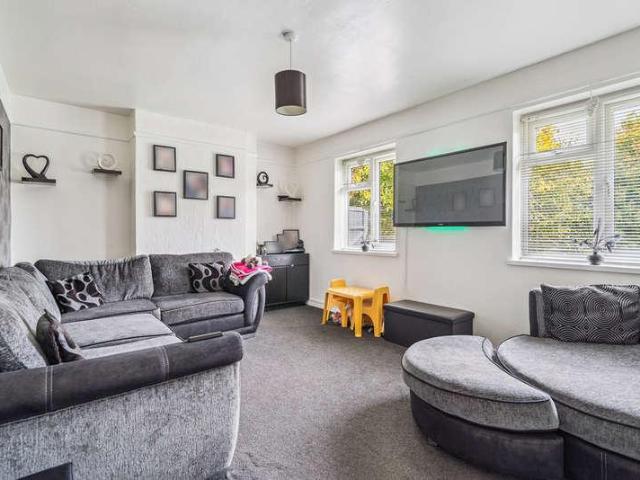 Property for sale in Chepping Wycombe, Flackwell Heath