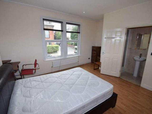 Apartment for rent in Littleover, East Midlands