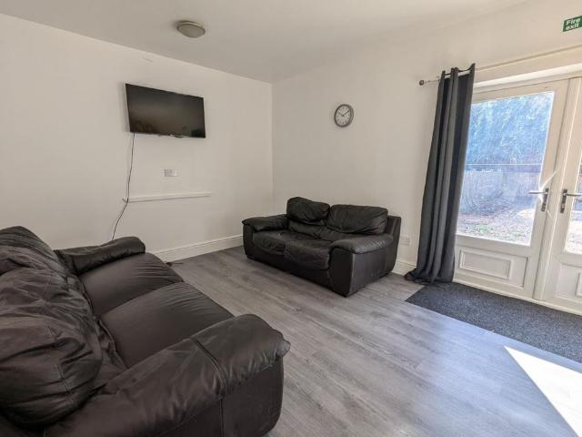 House for rent in Lenton Abbey, Haddon