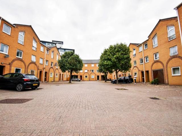 House for rent in Isle Of Dogs, Greater London