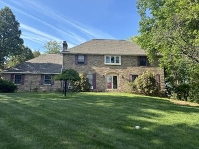 House for sale in Annandale, New Jersey