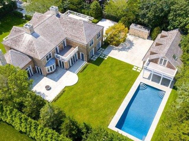House for sale in Wainscott, New York
