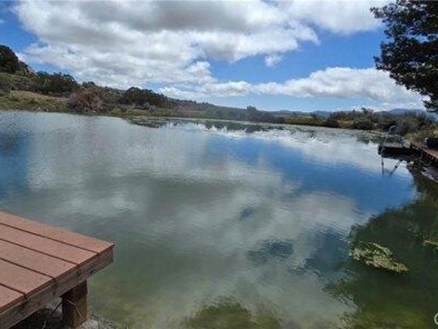 House for sale in Anza, California