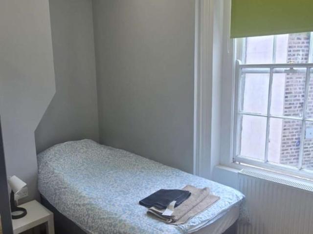 Apartment to rent in Bluebell, North Tipperary