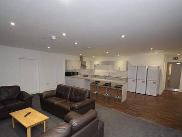 House for rent in Froggatt, East Midlands