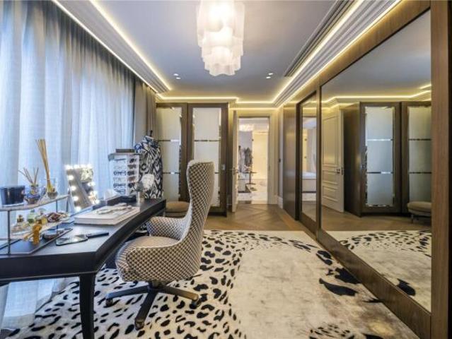 Apartment for sale in Cat Hill