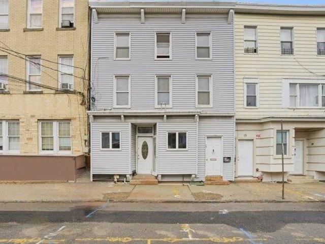 House for sale in Hudson, New Jersey