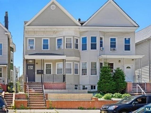House for sale in Hudson, New Jersey