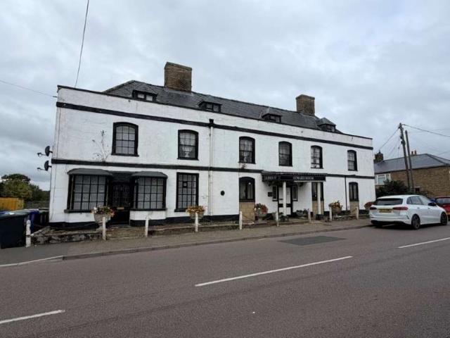 Apartment for sale in Chedburgh, Suffolk
