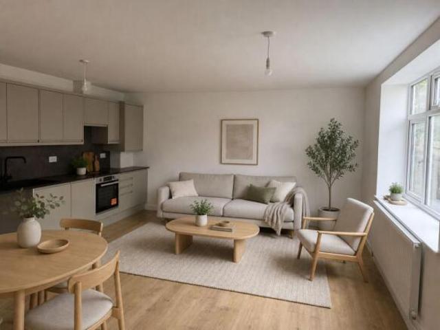 Bungalow for rent in Spring Park, Luton