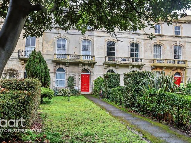 Flat for sale in Weston-super-mare, Isle Of Man