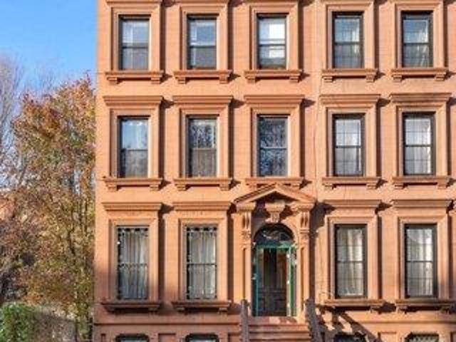 House for sale in Arverne, New York