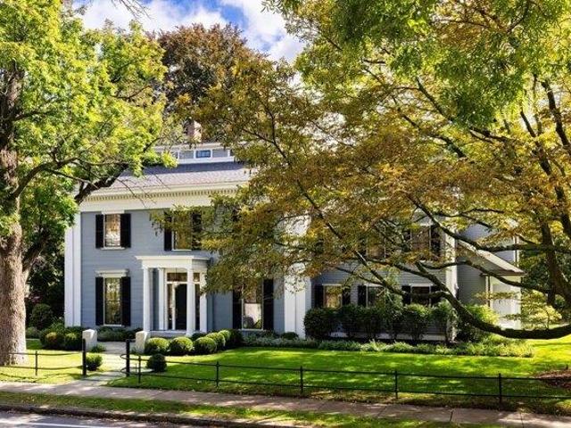 House for sale in Cambridge, Middlesex County