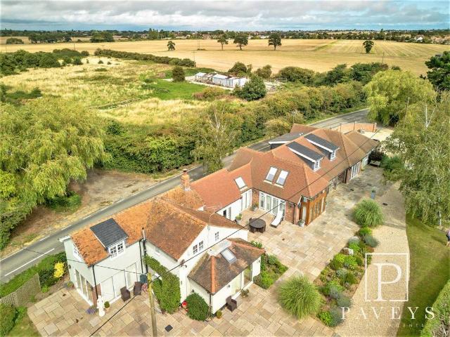 House for sale in Frinton and Walton, Dale Hill