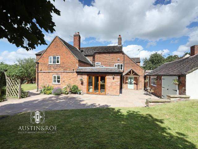 House for sale in Baswich, Staffordshire