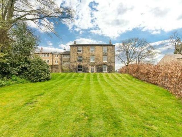 House for sale in Holmfirth, West Yorkshire