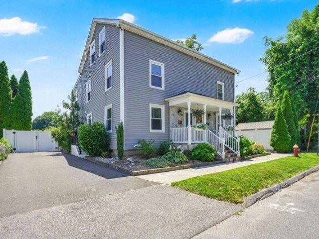 House for sale in Hampden, Massachusetts