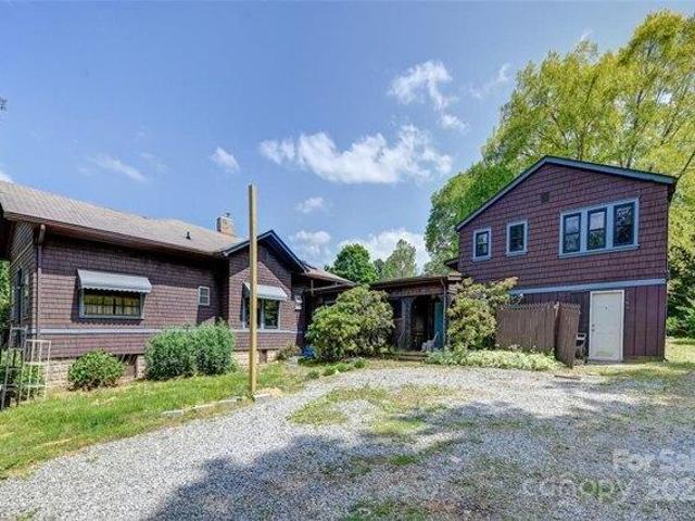 House for sale in Clyde