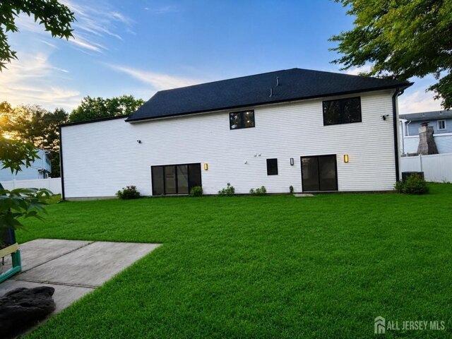 House for sale in Avenel, New Jersey