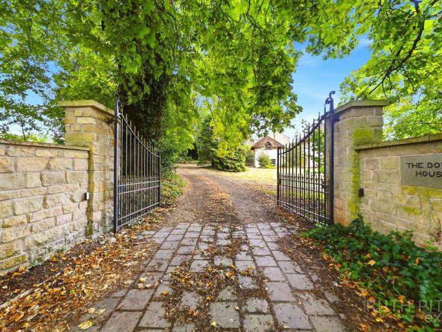 House for sale in Burghwallis