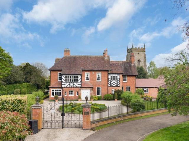 House for sale in Stanford On Avon, Leicestershire