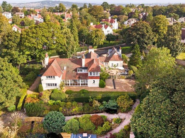 House for sale in Colinton, Scotland