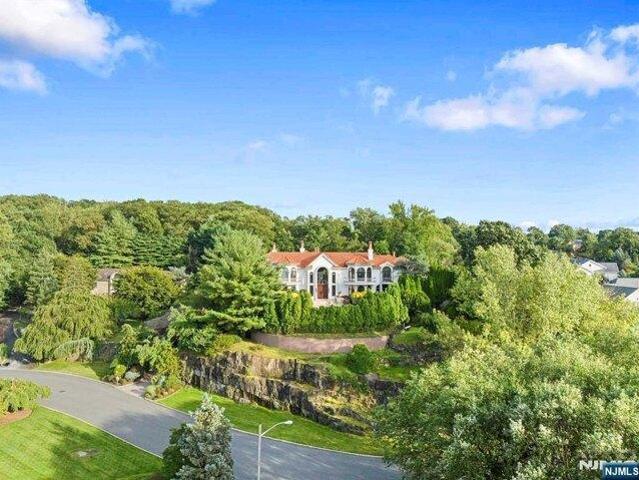 House for sale in Cresskill, New Jersey