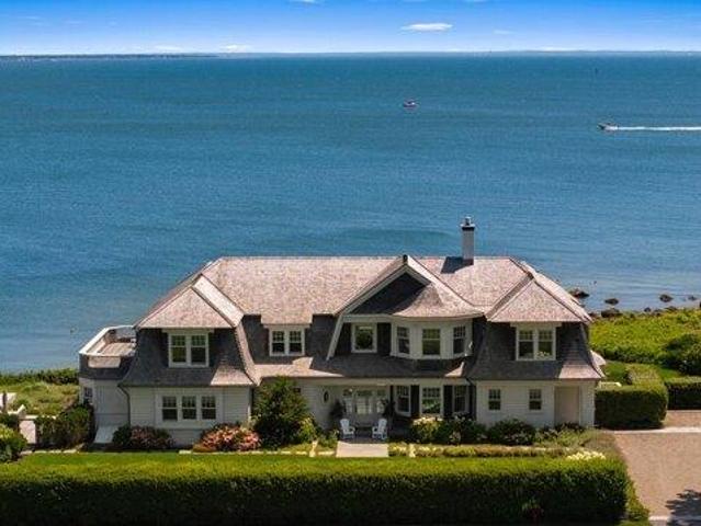 House for sale in Dartmouth, Bristol County