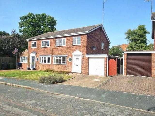 Farm for rent in Stanford On Avon, Leicestershire