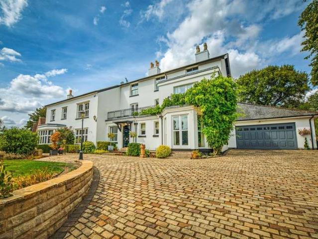 Farm for sale in Kedleston, East Midlands