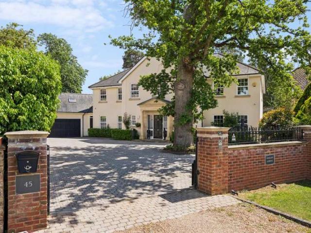 Farm for sale in Gerrards Cross, Denham
