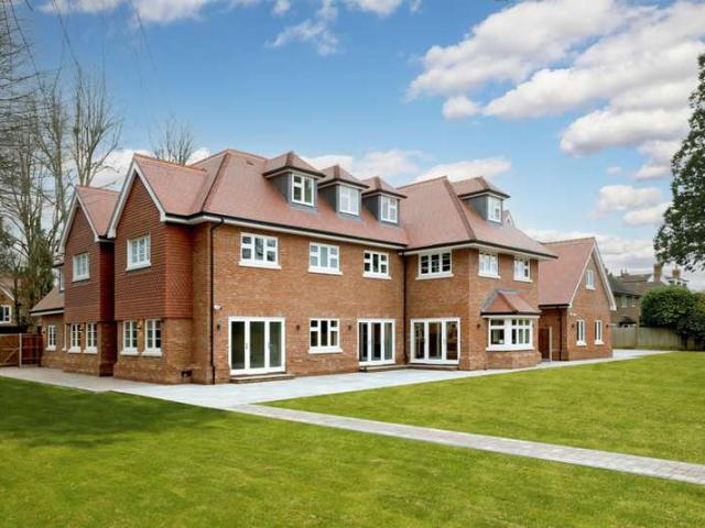 Farm for sale in Beaconsfield, Forty Green