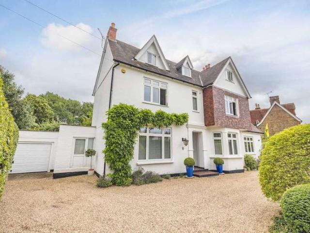 Farm for sale in Datchet, Southlea