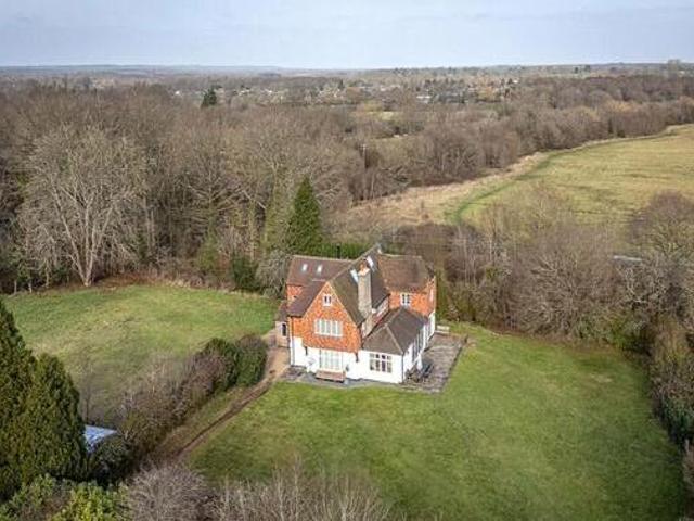 House for sale in Fairlands, Guildford