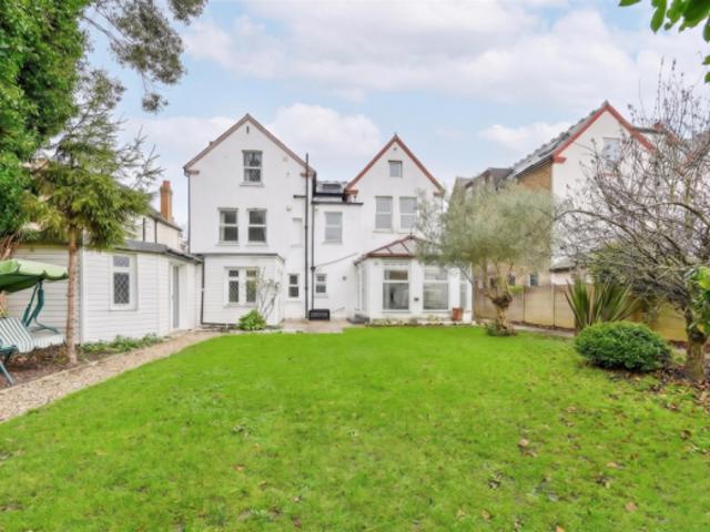 Farm for rent in Greater London