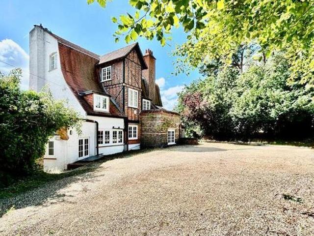 House for sale in Surrey