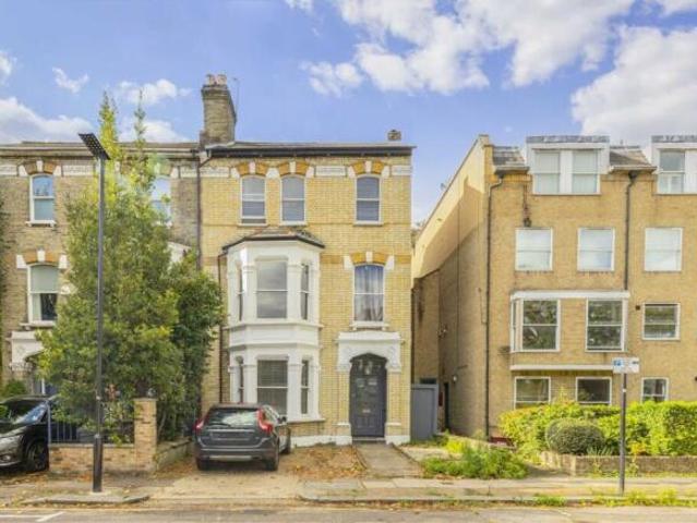 Farm for rent in Chiswick, Greater London
