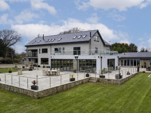 House for sale in Llantwit Major, Wales