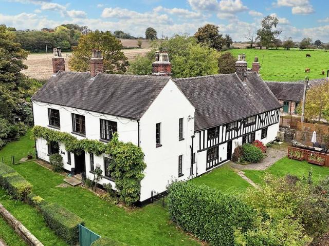 House for sale in Baswich, Staffordshire