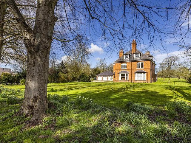 House for sale in Alverton, East Midlands