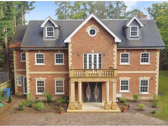 House for sale in Sunninghill and Ascot, Ascot