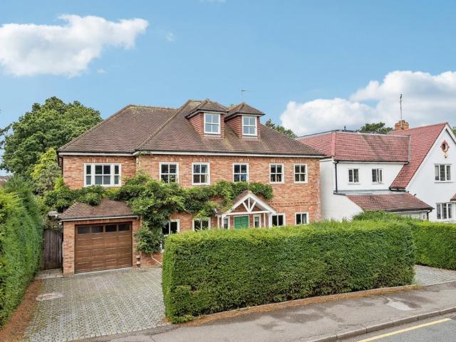 House for sale in London Borough of Harrow, Greater London