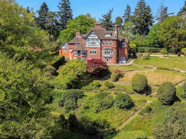 House for sale in Witley and Milford, Fole