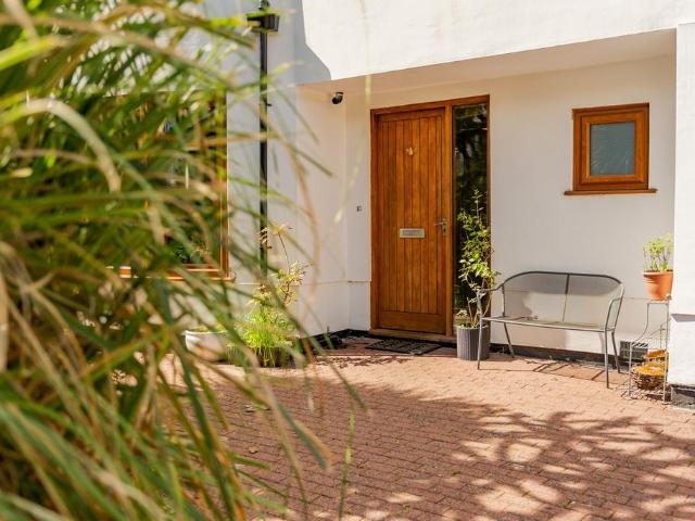 House for sale in Georgia, Greater Manchester